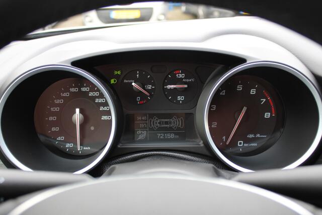 Alfa Romeo GIULIETTA 1.4 Turbo "Super" Xenon - Navi !!!