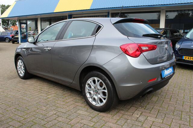 Alfa Romeo GIULIETTA 1.4 Turbo "Super" Xenon - Navi !!!