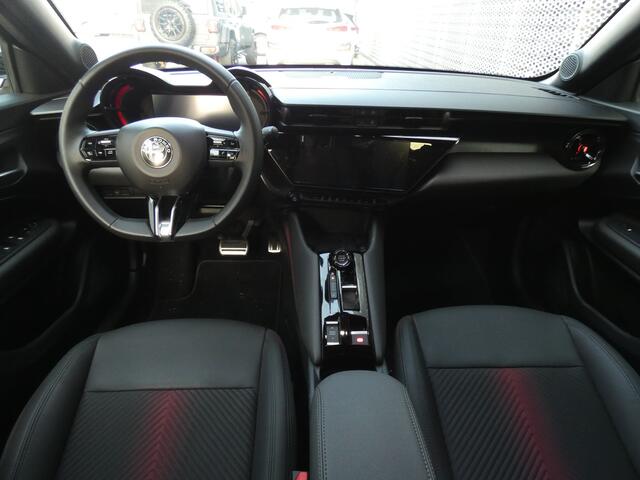Alfa Romeo Junior Elettrica Speciale 54 kWh 156PK Pack Techno | Stoelverwarming | Adaptive cruise |