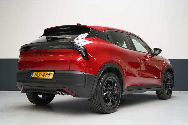 Alfa Romeo Junior 1.2 Turbo 145pk Hybrid Ibrida Speciale | Pack Techno | Adaptive | Navigatie | Achteruitrijcamera