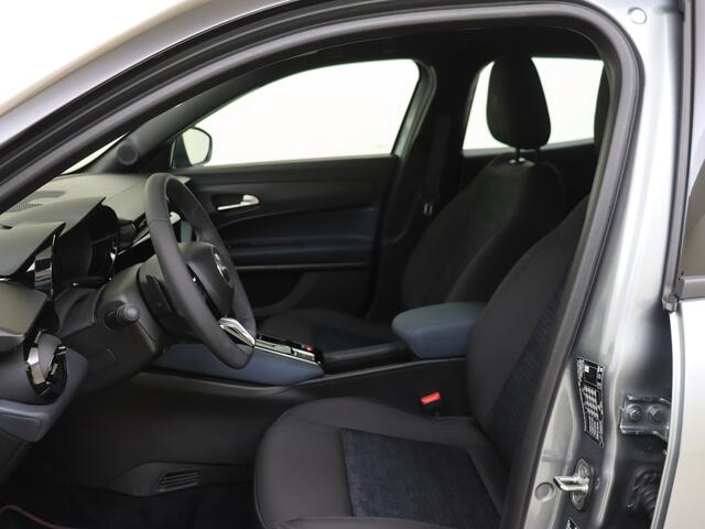 Alfa Romeo Junior 1.2 Turbo Hybrid Ibrida