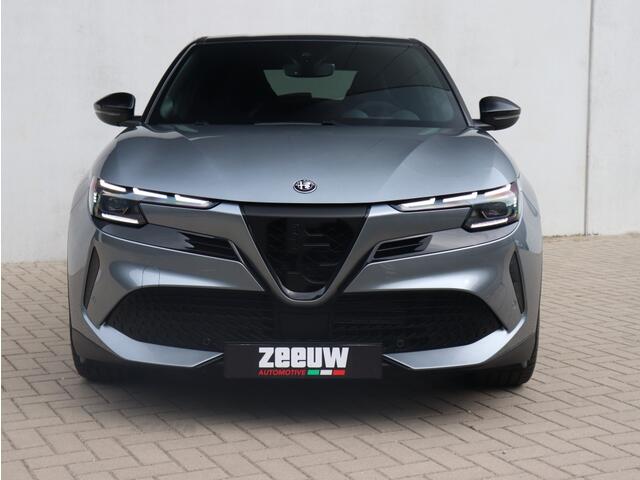 Alfa Romeo Junior Veloce 54 kWh 280 PK | Sport Pack | Techno Pack | 20"