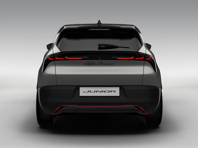 Alfa Romeo Junior Elettrica Veloce 54 kWh 280pk Pack Tech | Pack Sport | Schuif/Kanteldak | Arese Silver