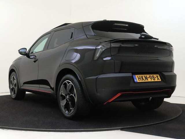 Alfa Romeo Junior Elettrica Speciale 54 kWh | Schuifdak | Elek. Achterklep | Sport Stoelen | Camera |