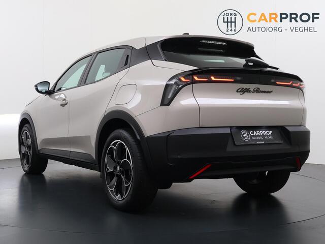 Alfa Romeo Junior Elettrica 54 kWh LMV | Apple CarPlay |