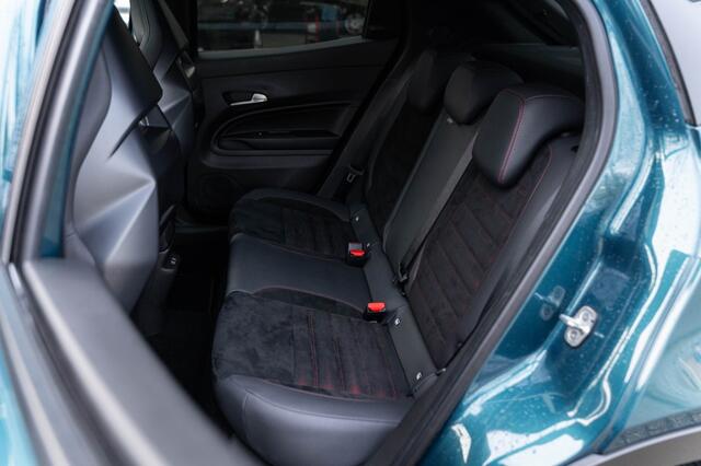 Alfa Romeo Junior Ibrida Speciale 1.2 Mild Hybrid Sabelt Panoramadak