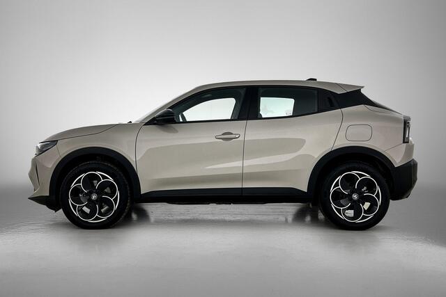 Alfa Romeo Junior Elettrica 54 kWh Carplay, DAB