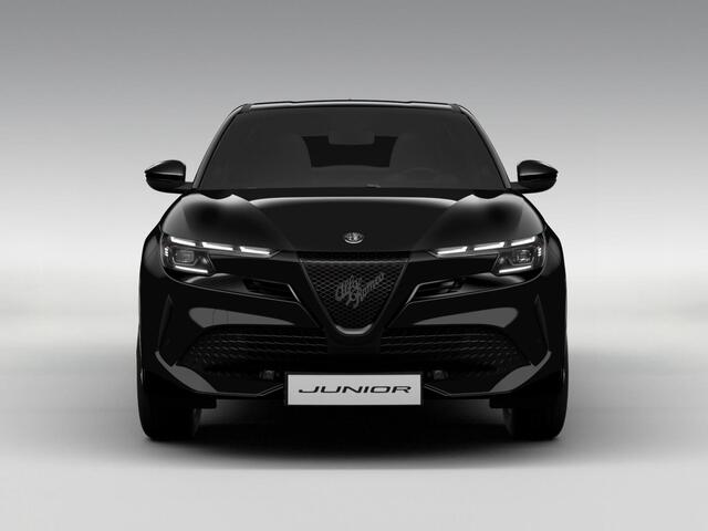 Alfa Romeo Junior Elettrica Ti 54 kWh | Clima | Adapt. Cruise | Keyless | Handsfree A-Klep | PDC rondom | Pack Techno | Warmtepomp | Tortona Black