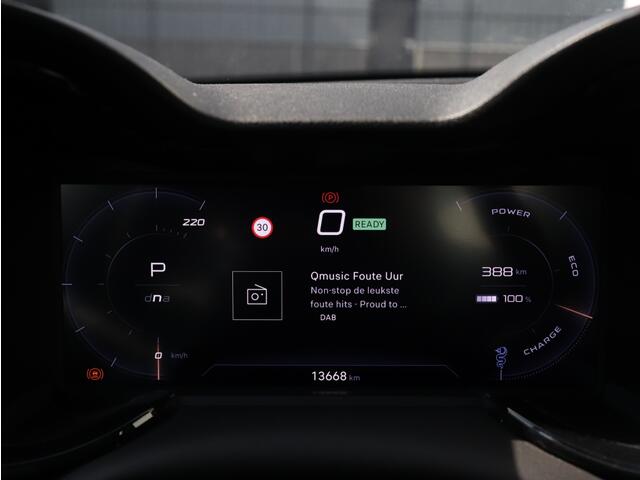 Alfa Romeo Junior Elettrica 54 kWh | Carplay | Clima | Cruise | LED | 18"