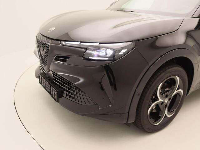 Alfa Romeo Junior 1.2 Turbo Hybrid Ibrida Ti | Panorama Open dak | Techno Pack |