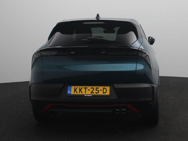 Alfa Romeo Junior 1.2 Turbo Hybrid Ibrida Speciale | Stoelmassage | | Navigatie | Camera |