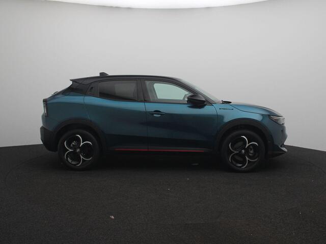Alfa Romeo Junior 1.2 Turbo Hybrid Ibrida Speciale | Stoelmassage | | Navigatie | Camera |