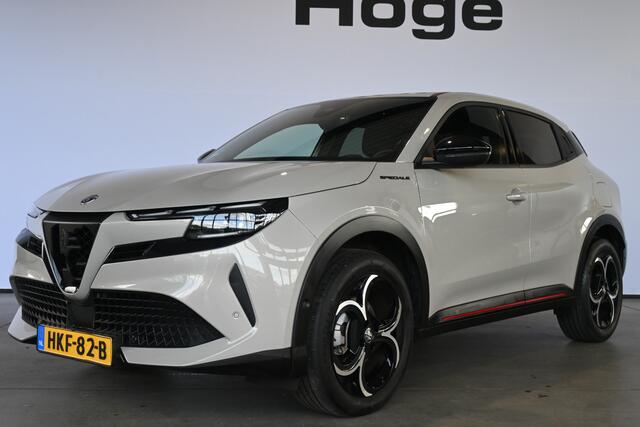 Alfa Romeo Junior 1.2 Turbo Hybrid Ibrida Speciale Adaptieve Cruise Clima Lane Assist CarPlay Led Camera 1e Eigenaar! 100% Onderhouden! Inruil Mogelijk!
