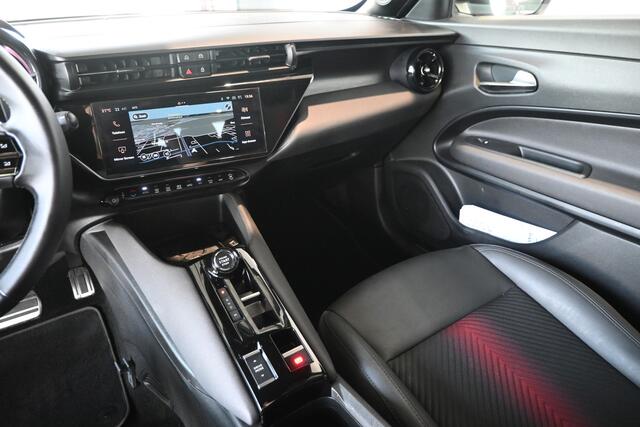 Alfa Romeo Junior 1.2 Turbo Hybrid Ibrida Speciale Adaptieve Cruise Clima Lane Assist CarPlay Led Camera 1e Eigenaar! 100% Onderhouden! Inruil Mogelijk!