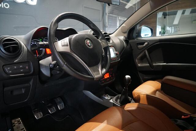 Alfa Romeo MITO 0.9 TwinAir Exclusive *EERSTE EIGENAAR* + LEDER / CRUISE CONTROL