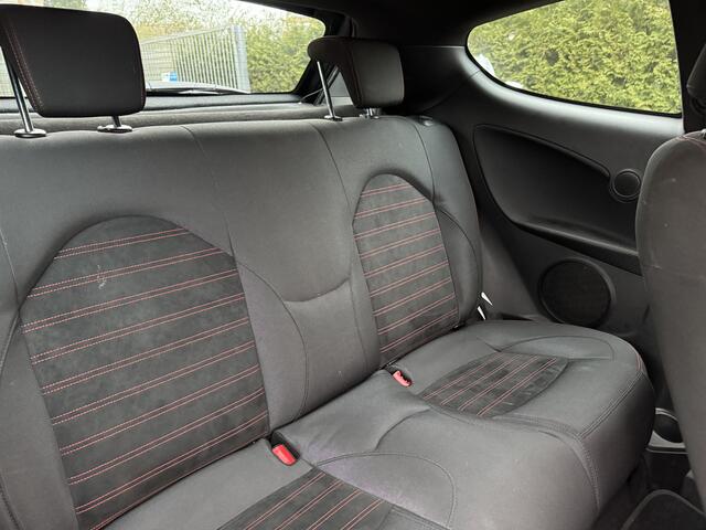 Alfa Romeo MITO 0.9 TwinAir 105pk ECO, Black-line | Navi | Clima