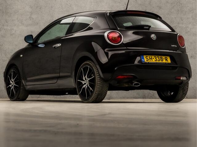 Alfa Romeo MITO 0.9 TwinAir Sport (NAVIGATIE, CLIMATE, CRUISE, STOELVERWARMING, LEDEREN SPORTSTOELEN, PARKEERSENSOREN, LM VELGEN, NIEUWSTAAT)