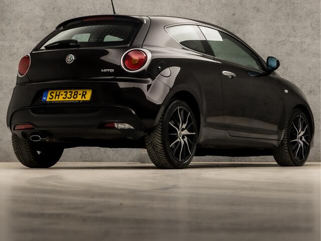 Alfa Romeo MITO 0.9 TwinAir Sport (NAVIGATIE, CLIMATE, CRUISE, STOELVERWARMING, LEDEREN SPORTSTOELEN, PARKEERSENSOREN, LM VELGEN, NIEUWSTAAT)