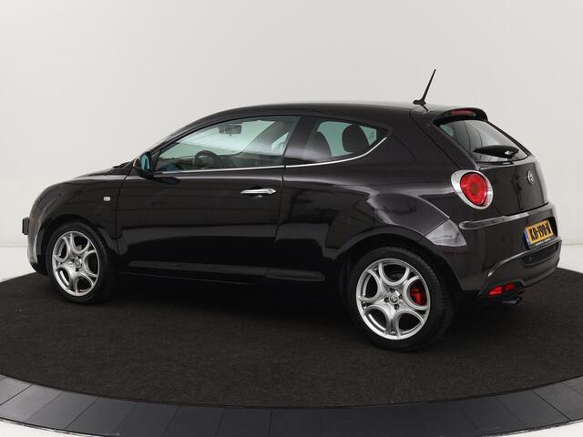 Alfa Romeo MITO 0.9 TwinAir | Leder | Navigatie | Climate control | Cruise control | Parkeerhulp | Bluetooth