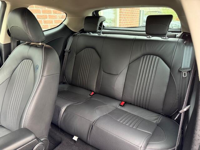 Alfa Romeo MITO 0.9 T. Air Exclusive DNA / LEER / TREKHAAK / CLIMA / CRUISE / PD