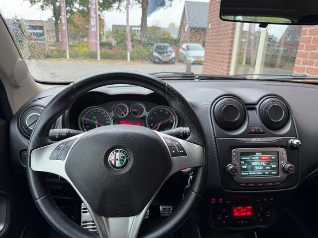 Alfa Romeo MITO 0.9 T. Air Exclusive DNA / LEER / TREKHAAK / CLIMA / CRUISE / PD