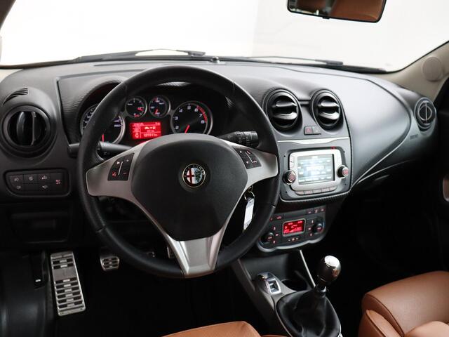 Alfa Romeo MITO 0.9 TwinAir Exclusive | Cruise | Navigatie | 17" LMV!