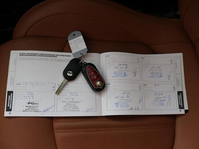 Alfa Romeo MITO 0.9 TwinAir Exclusive | Cruise | Navigatie | 17" LMV!