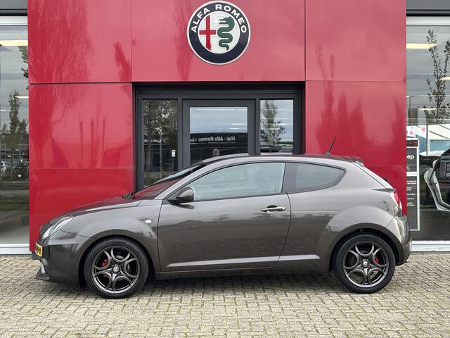 Alfa Romeo MITO TwinAir 105PK | 17" Inch | Navigatie | Climate en Cruise Control