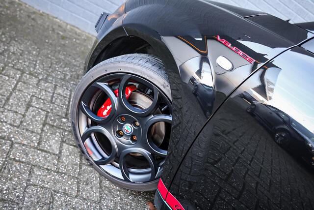 Alfa Romeo MITO 1.4 T MultiAir Veloce S PANO / CAMERA / CARBON