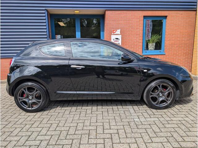 Alfa Romeo MITO 0.9 T. AIR ECO SUPER,PDC,Cruise,Stoelverw,Navi,Dealerond.