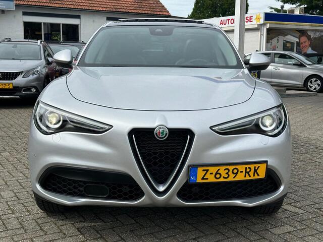 Alfa Romeo Stelvio 2.0 T AWD Sprint PANO | NAVI | KLIMA | BOVAG!