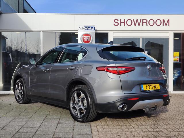 Alfa Romeo Stelvio 2.0 Turbo Aut. AWD Super | Schuif/Kantel dak | Trekhaak | Leder | Navi | Elek. Stoelen