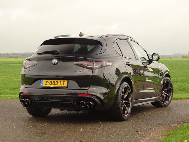 Alfa Romeo Stelvio 2.9 V6 AWD QV | Carbon Ker.Remmen | Sparko Carbon Sportst. | Akrapovic | BTW