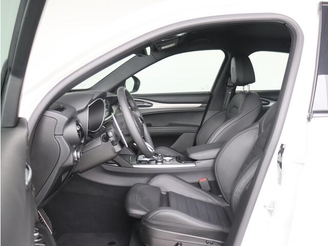 Alfa Romeo Stelvio 2.0 T GME AWD Veloce | Wegklapbare trekhaak 2300kg | Navi | 20"velgen |
