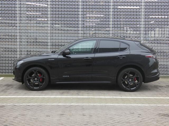 Alfa Romeo Stelvio 2.0 T 280PK AWD Veloce | Schuifkantel dak | Harman Kardon | Pack ADAS 2 |