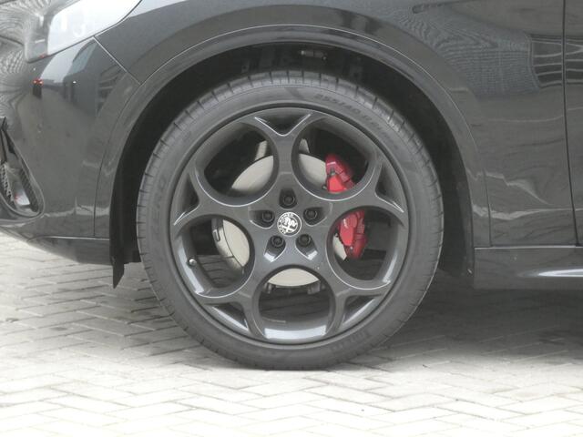Alfa Romeo Stelvio 2.0 T 280PK AWD Veloce | Schuifkantel dak | Harman Kardon | Pack ADAS 2 |
