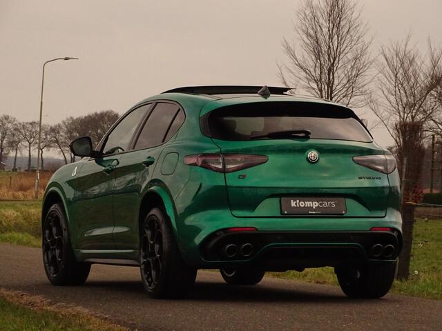 Alfa Romeo Stelvio 2.9 V6 AWD Q | Verde Montreal | Dak | Akra | BTW | 21inch | Bellissimo!