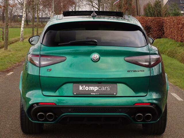 Alfa Romeo Stelvio 2.9 V6 AWD Q | Verde Montreal | Dak | Akra | BTW | 21inch | Bellissimo!