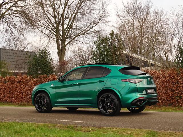 Alfa Romeo Stelvio 2.9 V6 AWD Q | Verde Montreal | Dak | Akra | BTW | 21inch | Bellissimo!