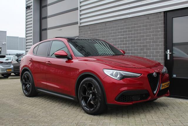Alfa Romeo Stelvio 2.0 T AWD Special Edition / Panoramadak / Keyless / 20"
