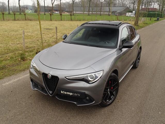 Alfa Romeo Stelvio 2.2 JTD AWD Veloce | BTW | Inst.Schokdemp. | Schuifdak | Carplay | All Black | Flippers | Full options!