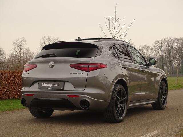 Alfa Romeo Stelvio 2.2 JTD AWD Veloce | BTW | Inst.Schokdemp. | Schuifdak | Carplay | All Black | Flippers | Full options!