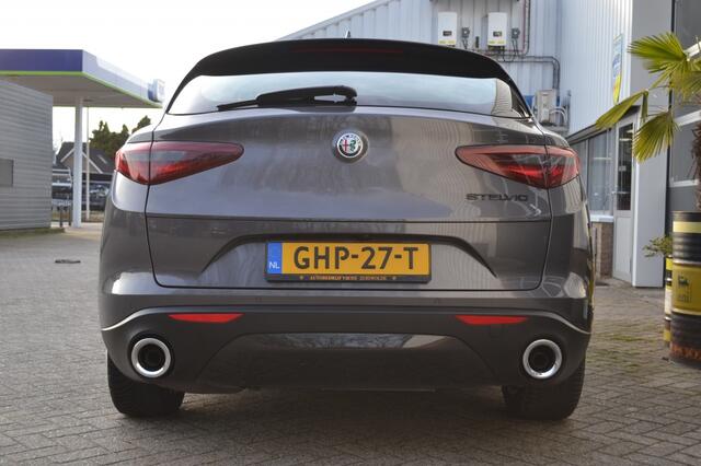 Alfa Romeo Stelvio 2.2d Super