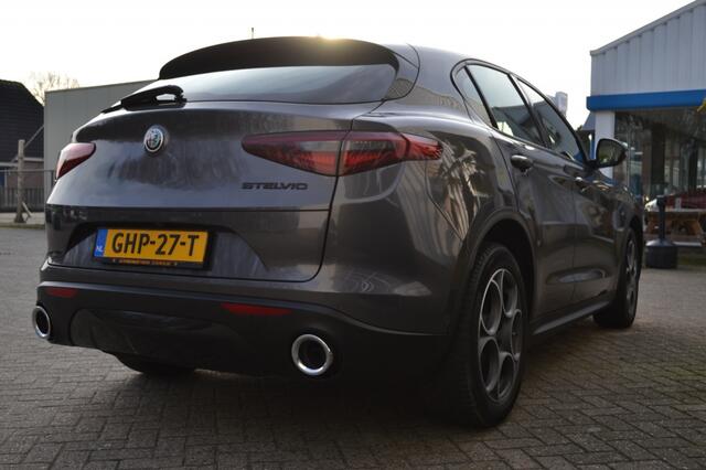 Alfa Romeo Stelvio 2.2d Super