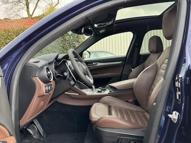 Alfa Romeo Stelvio 2.0 T AWD 280PK Veloce | Carplay | Customized | Schuifdak | Cognac Leer