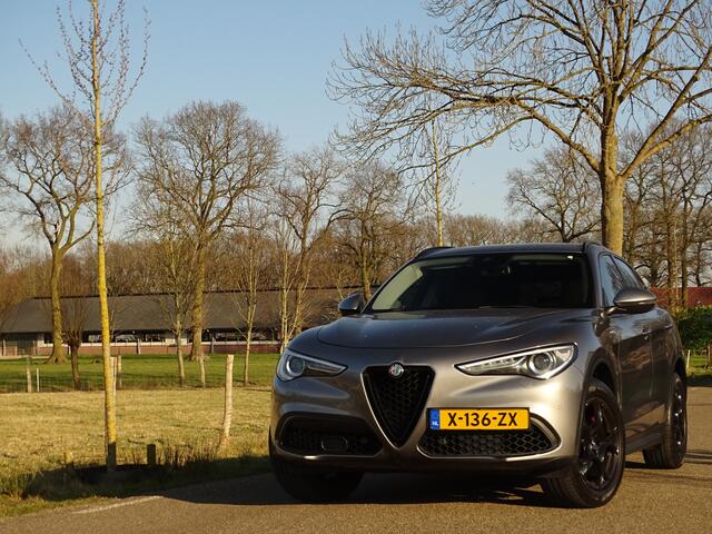 Alfa Romeo Stelvio Alfa Romeo Stelvio 2.0 T AWD | BTW | Flippers | Carplay | Brembo | 1e Eig.