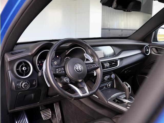 Alfa Romeo Stelvio 2.0 T AWD Veloce | Panoramadak | keyless | Cruise Control Adaptief |
