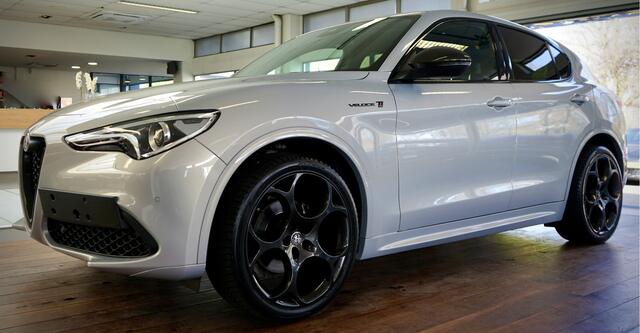 Alfa Romeo Stelvio 2.0 T AWD Veloce Ti Perla Moonlight,