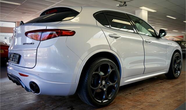 Alfa Romeo Stelvio 2.0 T AWD Veloce Ti Perla Moonlight,