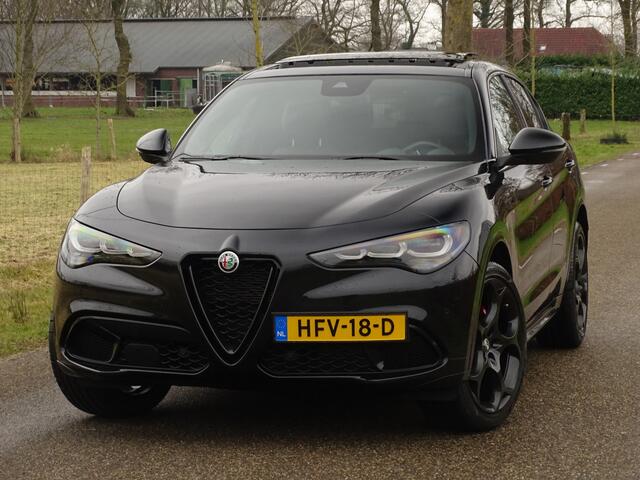 Alfa Romeo Stelvio 2.0 T GME AWD Competizione | H+K | Schuifdak | 21" | BTW! | Uniek!
